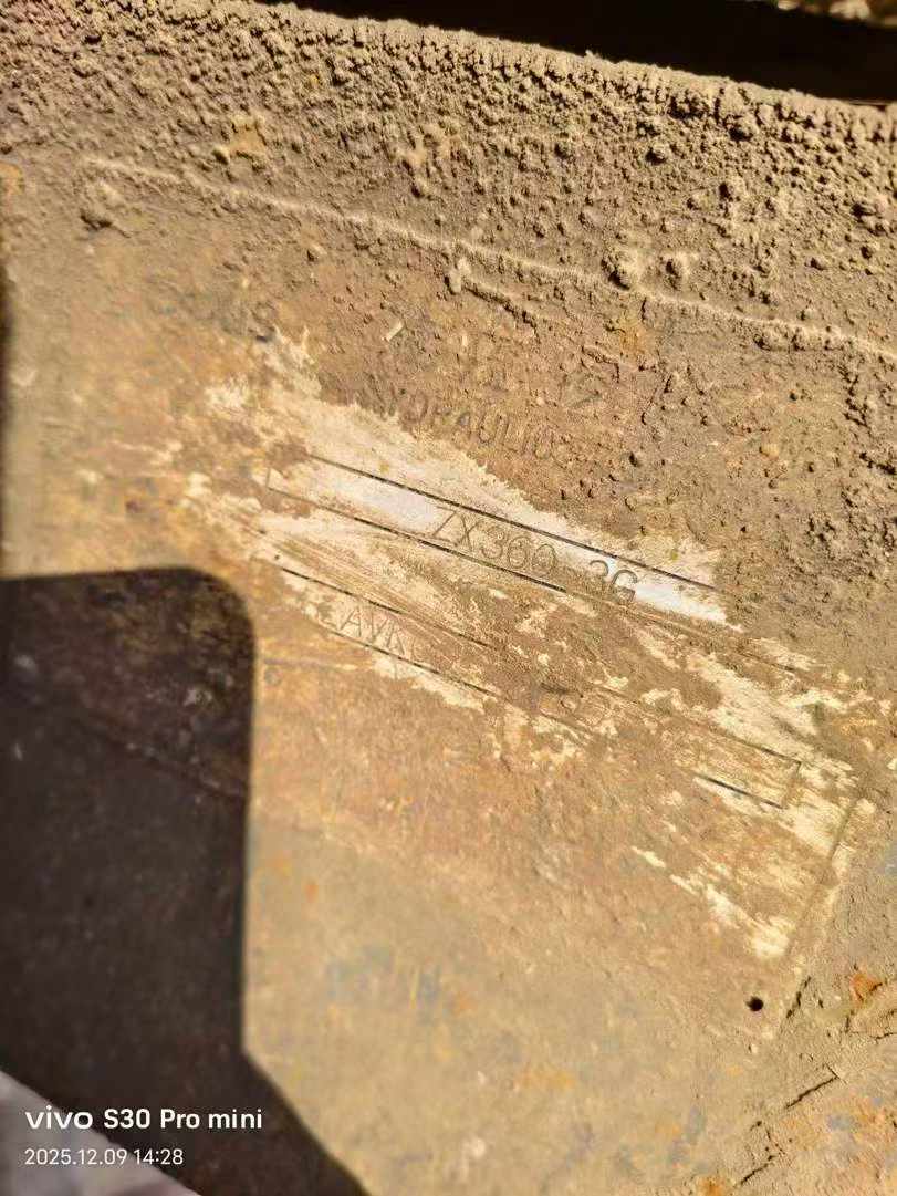 Buy Hitachi ZX60 Used Excavator / 9 Used Hitachi ZX60 Excavator 2016 Model / 9