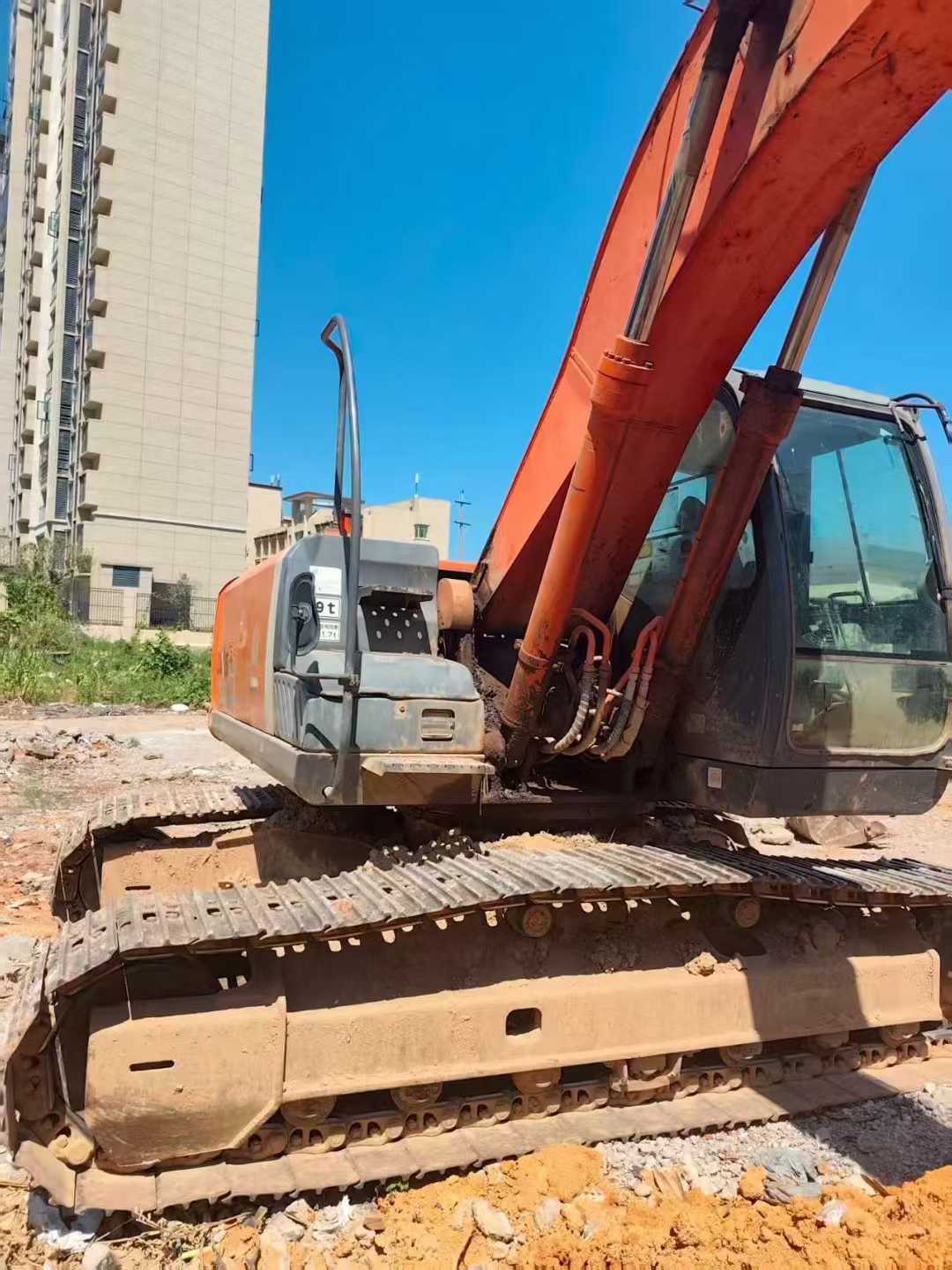 Used Hitachi ZAXIS200 Excavator 2016 Model / 5