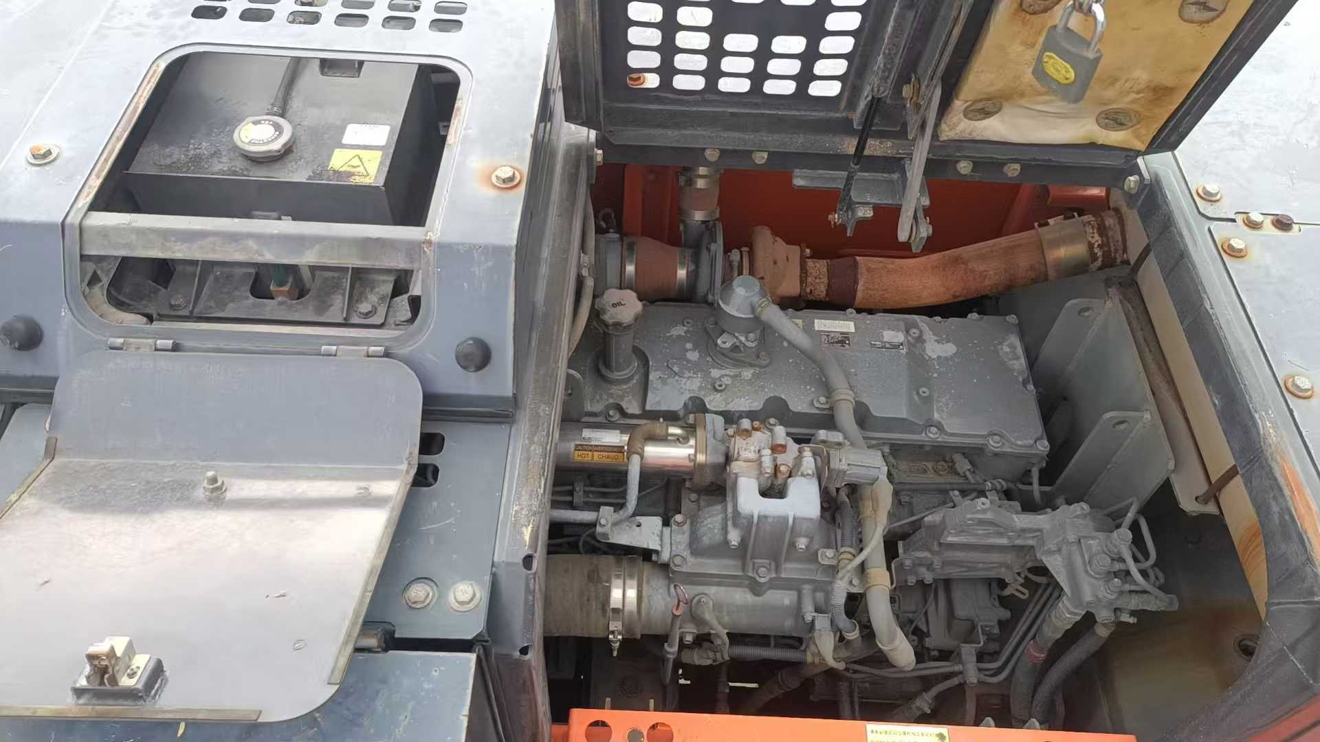 Used Hitachi ZAXIS200 Excavator 2019 Model / 7