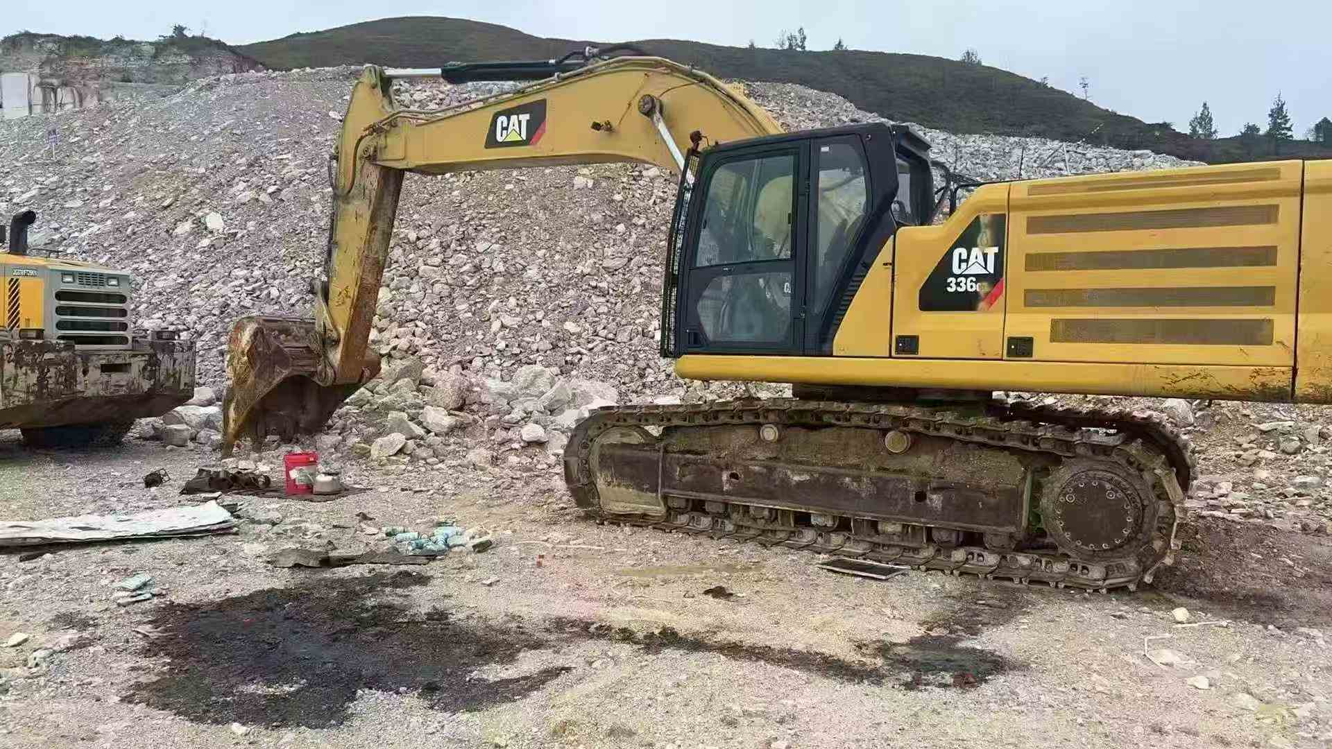 Buy Caterpillar 336FLH Used Excavator / 1