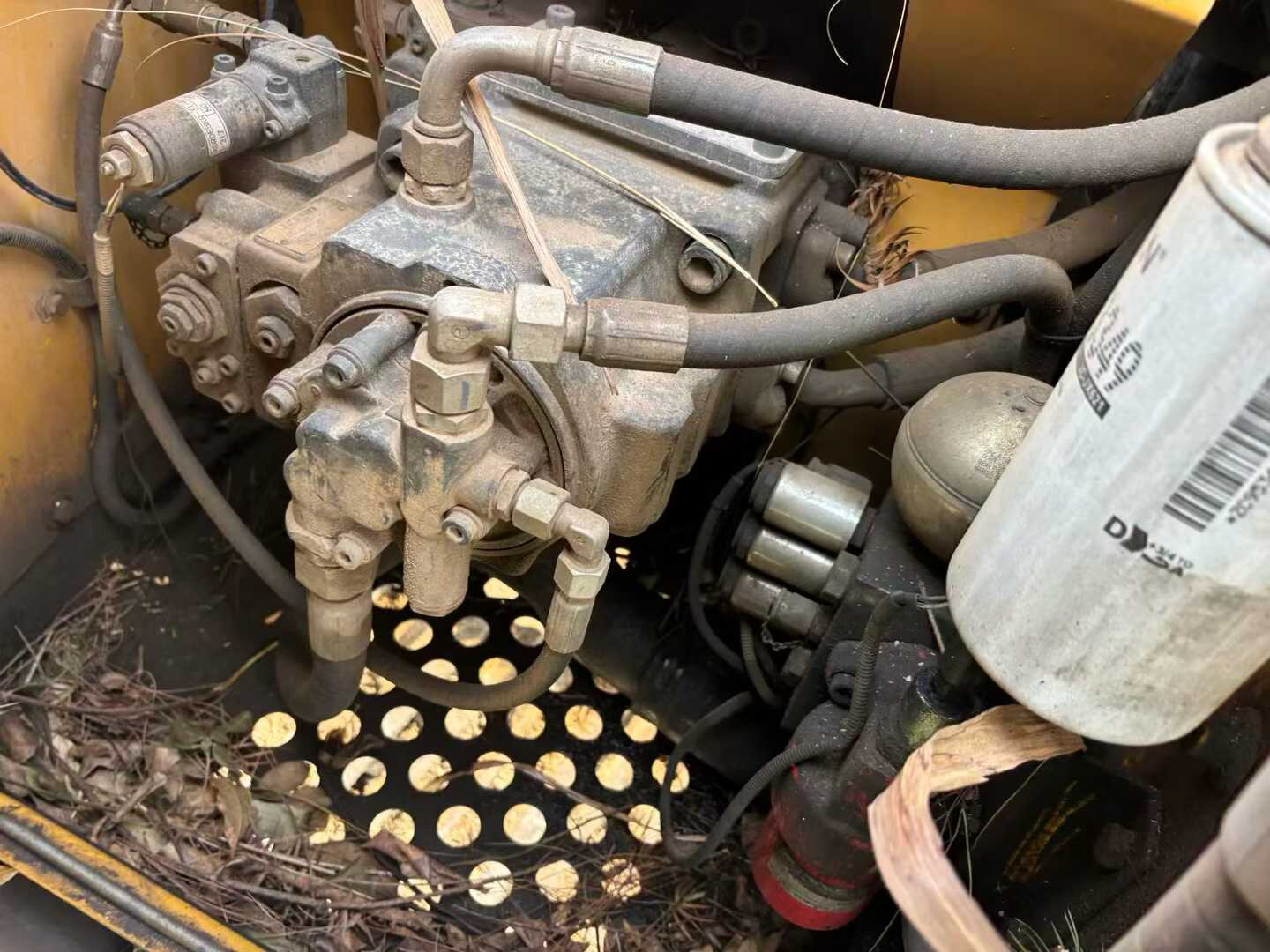 Buy XCMG XE150 Used Excavator / 5 Used XCMG XE150 Excavator 2016 Model / 5