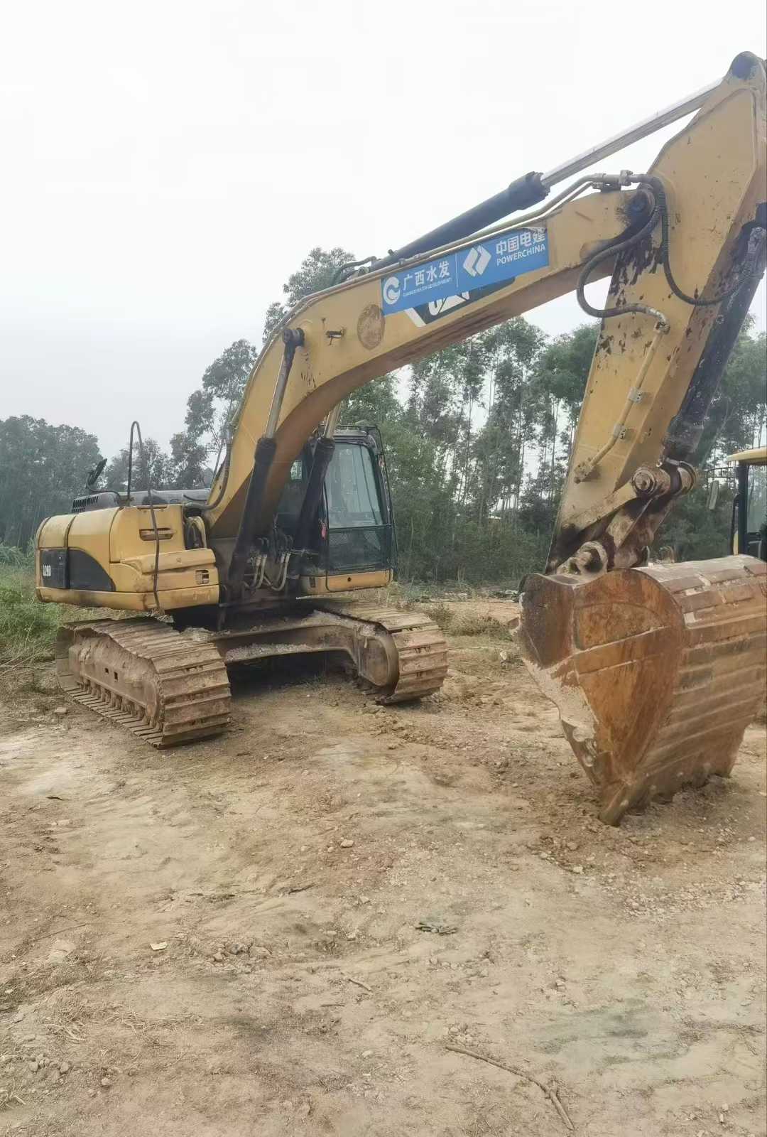 Buy Caterpillar 329D Used Excavator / 1