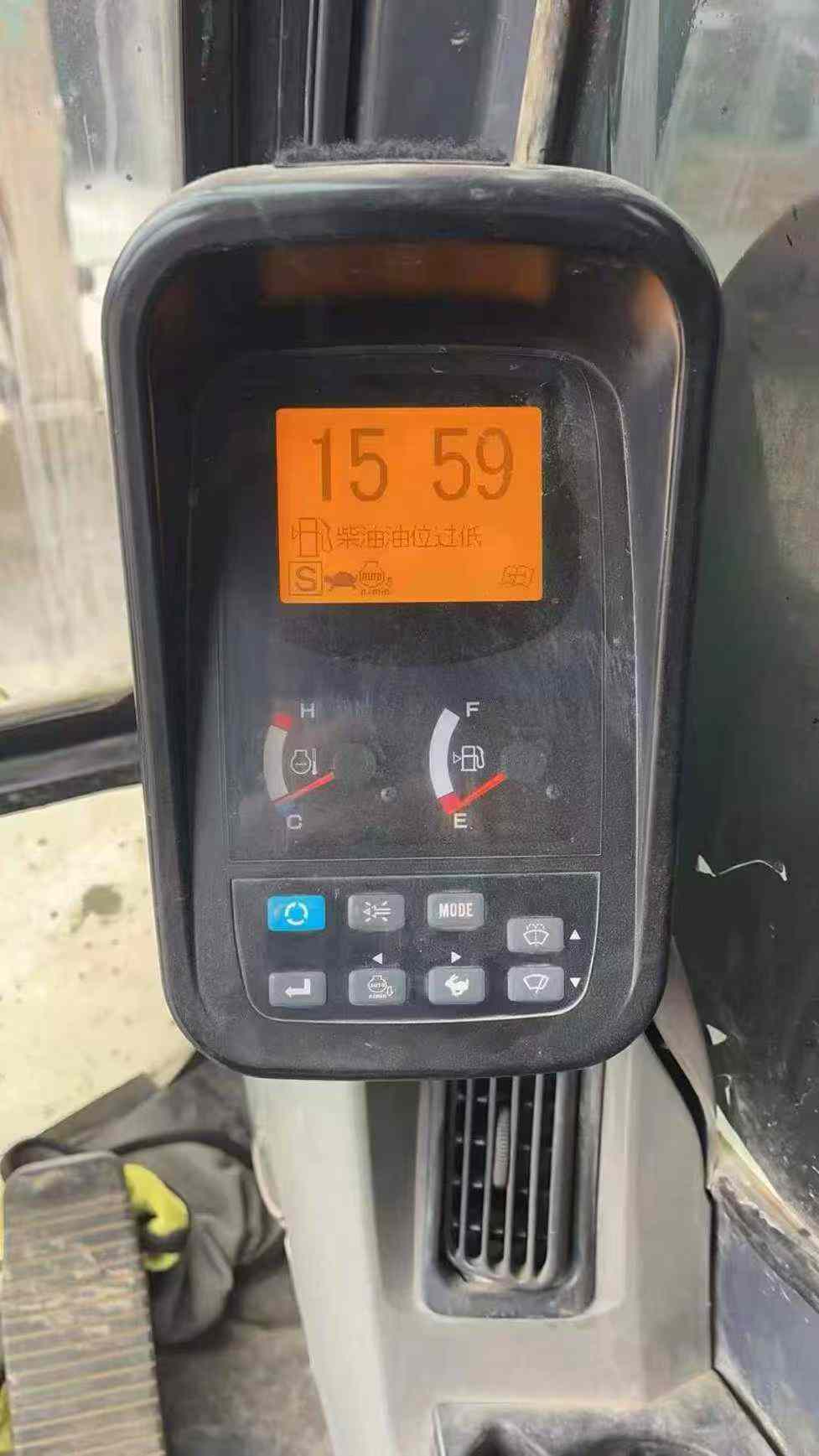 Buy Kobelco SK200-8 Used Excavator / 5 Used Kobelco SK200-8 Excavator 2016 Model / 5