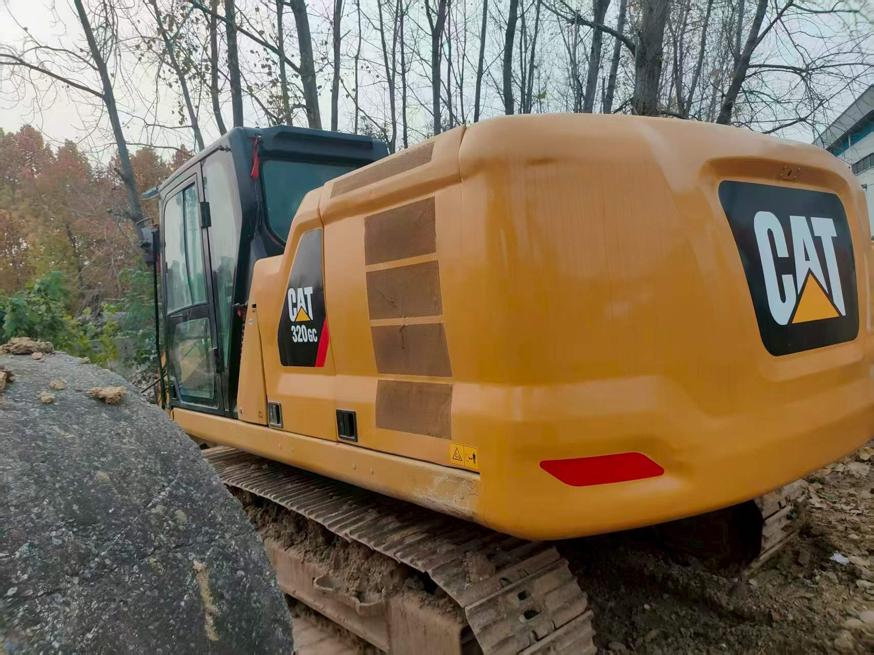 Buy Caterpillar 320GC Used Excavator / 1