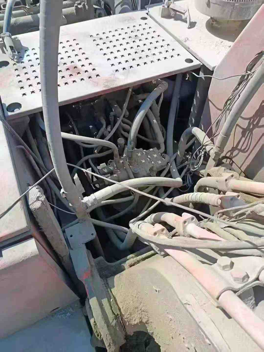 Buy Doosan S225 Used Excavator / 2 Used Doosan S225 Excavator 2016 Model / 2