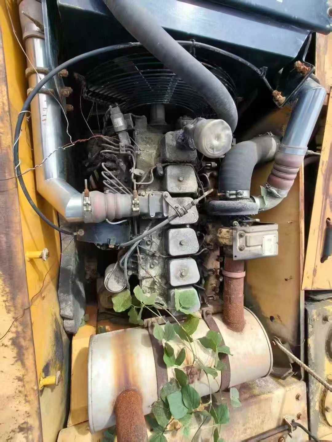 Buy Hyundai R215-7 Used Excavator / 4 Used Hyundai R215-7 Excavator 2016 Model / 4