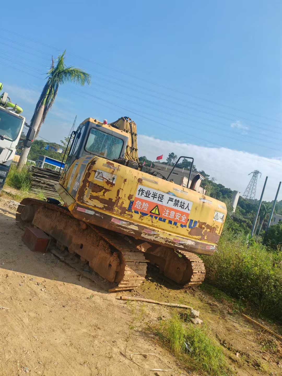 Buy Komatsu PW200-7 Used Excavator / 2 Used Komatsu PW200-7 Excavator 2016 Model / 2
