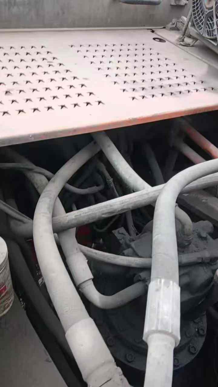 Buy Doosan DL300 Used Excavator / 4 Used Doosan DL300 Excavator 2013 Model / 4