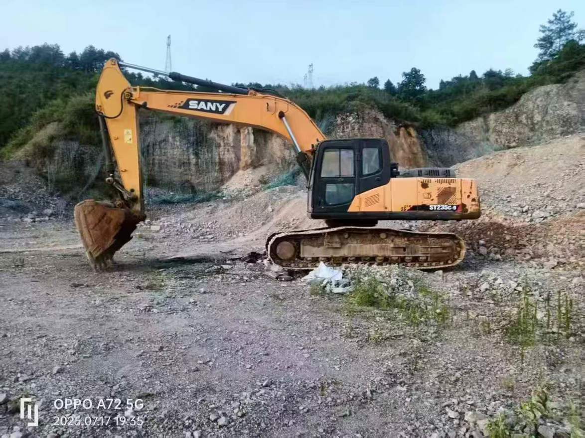 Buy Sany SY215W Used Excavator / 3 Used Sany SY215W Excavator 2015 Model / 3