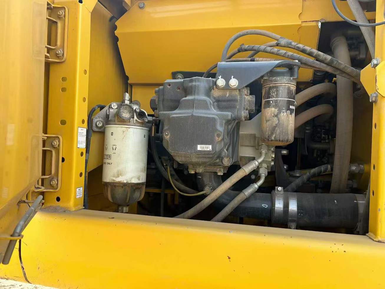 Buy Komatsu PC200LC Used Excavator / 2 Used Komatsu PC200LC Excavator 2017 Model / 2