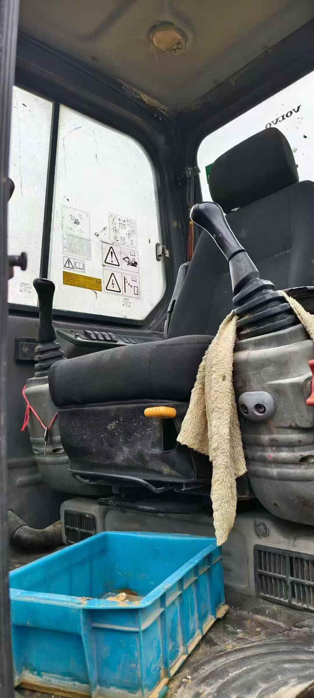 Buy Volvo EW55 Used Excavator / 8 Used Volvo EW55 Excavator 2019 Model / 8