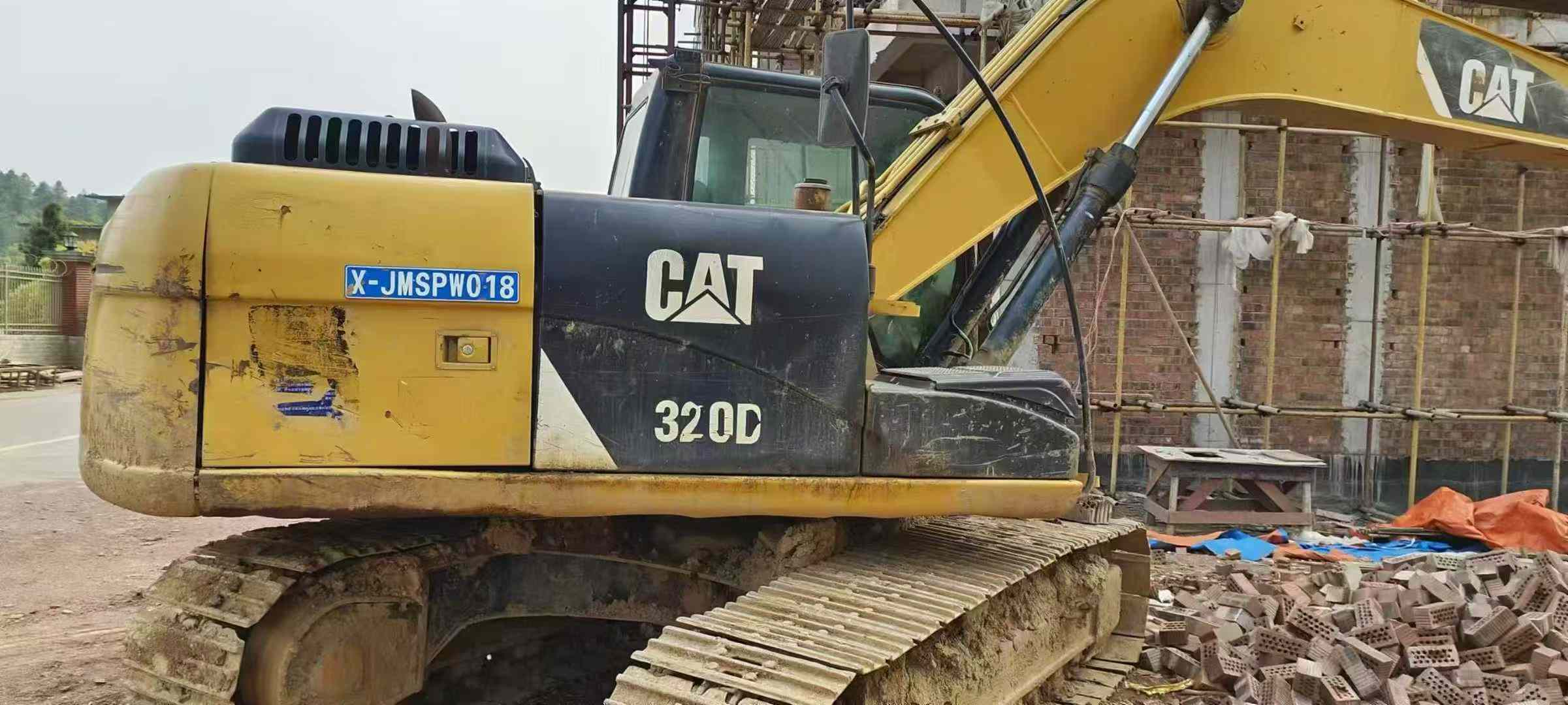 Buy Caterpillar CT18 Used Excavator / 2 Used Caterpillar CT18 Excavator 2016 Model / 2