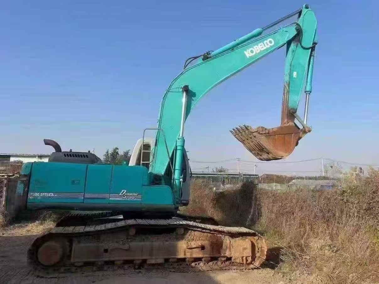 Buy Kobelco SK250-6E Used Excavator / 2 Used Kobelco SK250-6E Excavator 2016 Model / 2