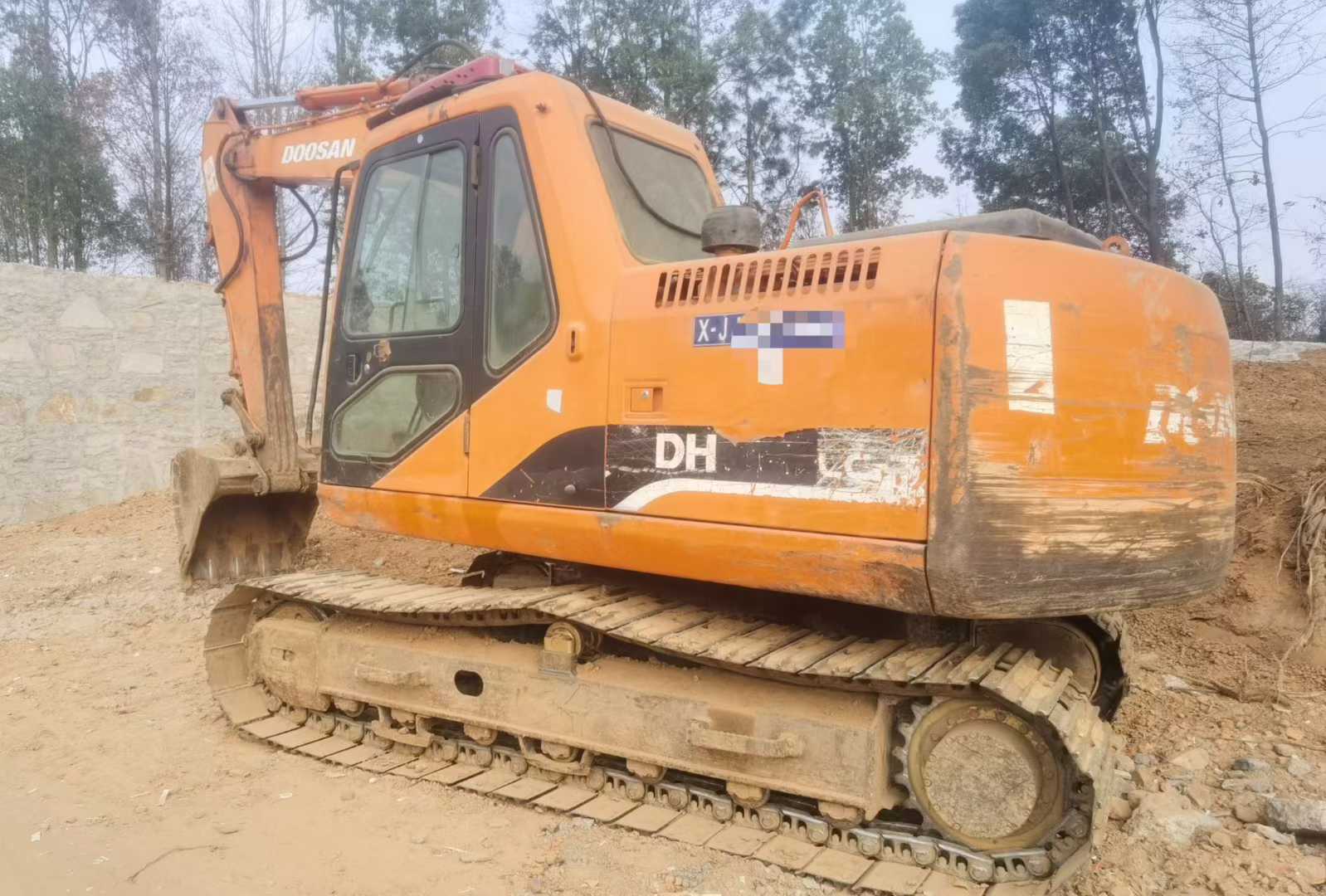 Buy Doosan DX150LC Used Excavator / 1