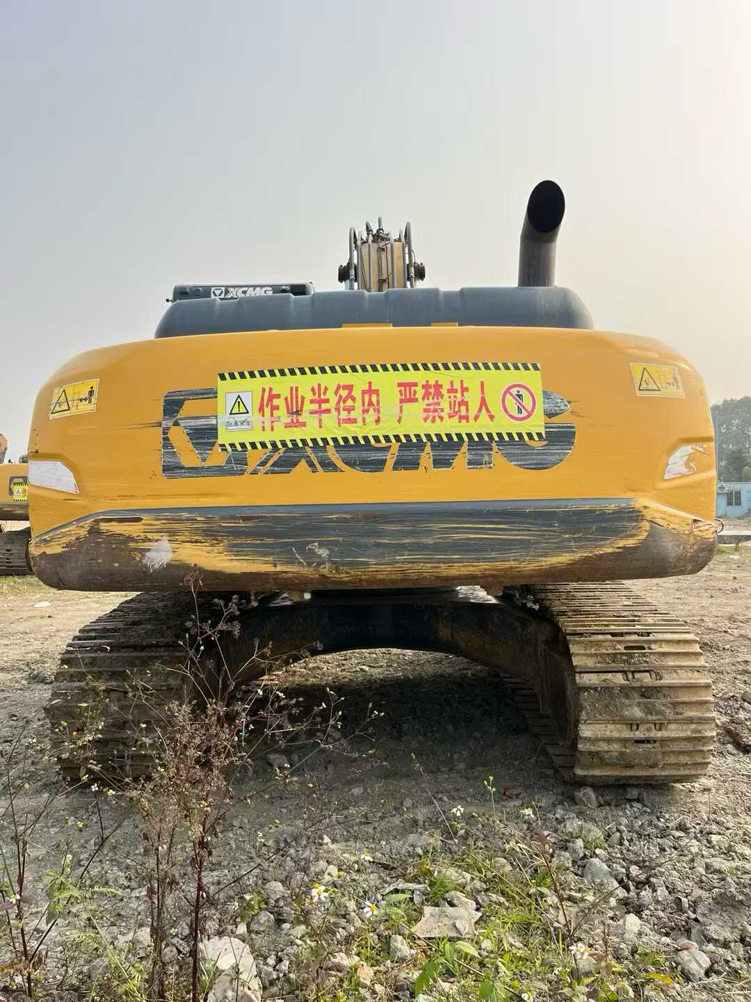 Used XCMG XE215 Excavator 2022 Model / 3