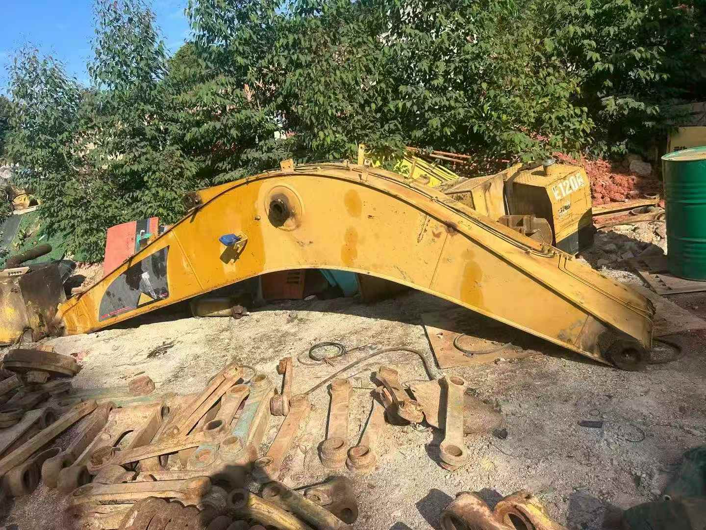 Buy Caterpillar 320B Used Excavator / 1