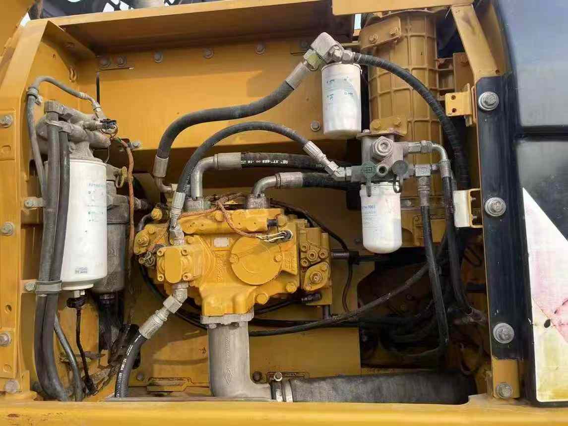 Buy Caterpillar 323D2L Used Excavator / 5 Used Caterpillar 323D2L Excavator 2017 Model / 5