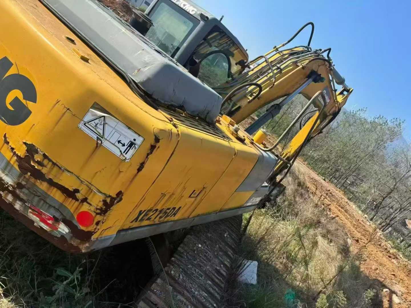 Buy XCMG XE215CA Used Excavator / 2 Used XCMG XE215CA Excavator 2014 Model / 2