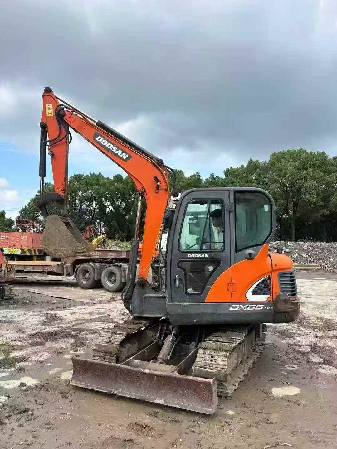 Buy Doosan DX55W Used Excavator / 3 Used Doosan DX55W Excavator 2018 Model / 3