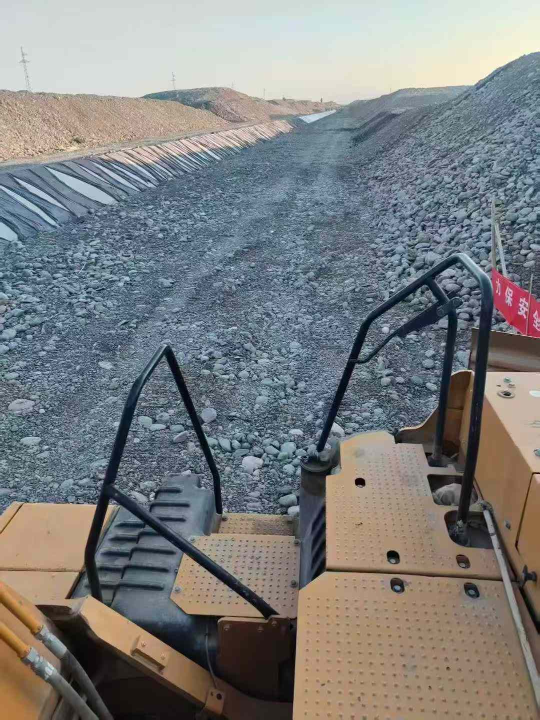 Used Caterpillar 330L Excavator 2021 Model / 9