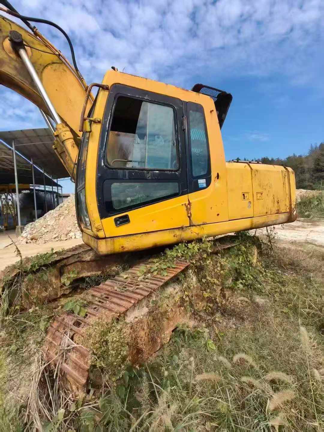 Buy Hyundai R215-7 Used Excavator / 2 Used Hyundai R215-7 Excavator 2016 Model / 2