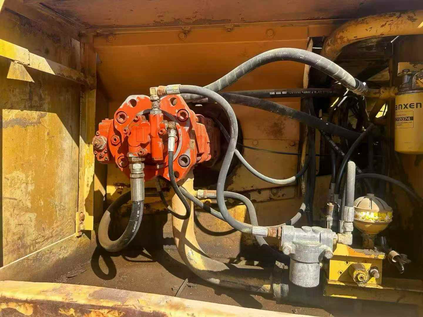 Buy Caterpillar CT20 Used Excavator / 7 Used Caterpillar CT20 Excavator 2016 Model / 7