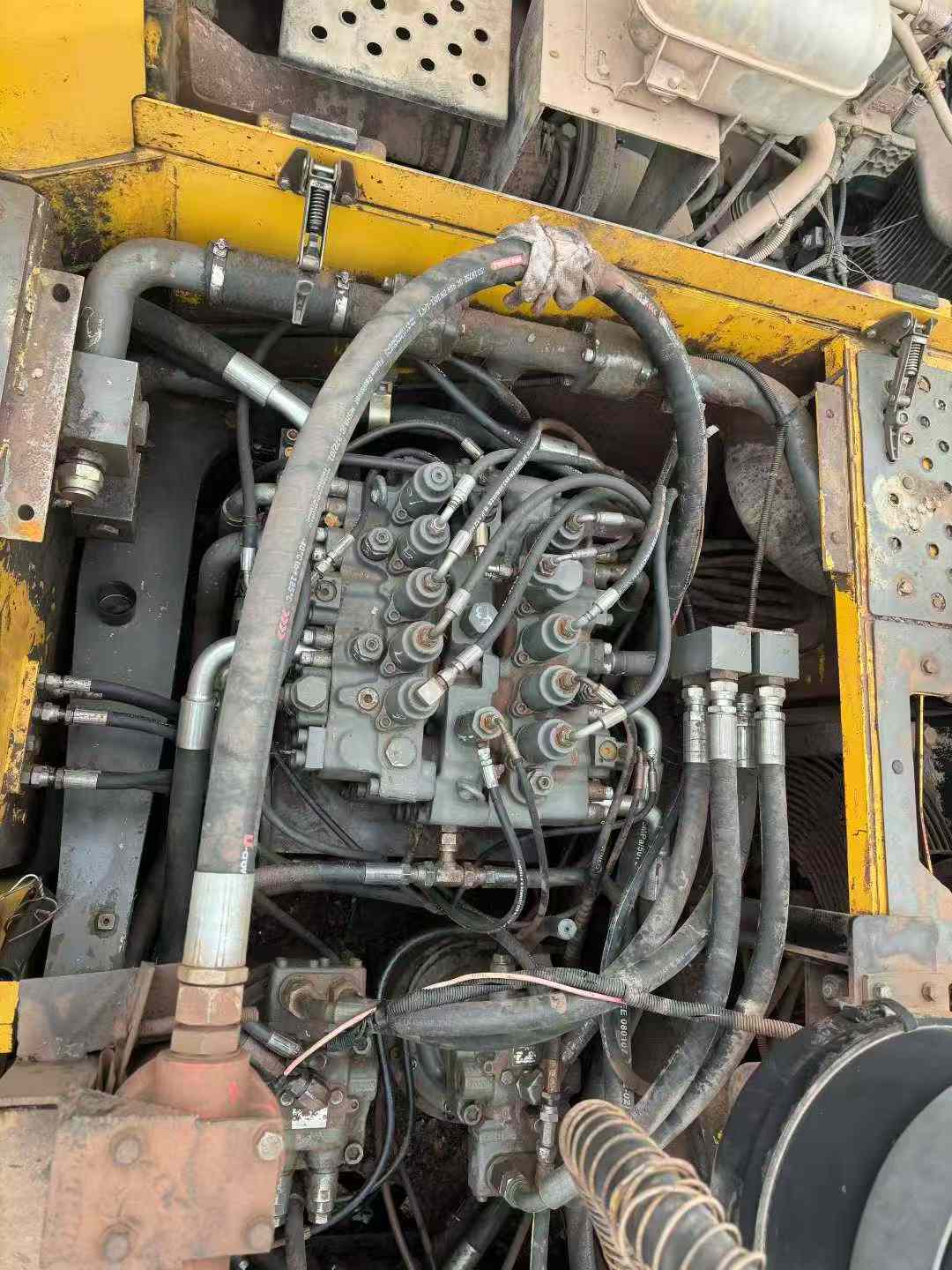 Buy Volvo EC480 Used Excavator / 8 Used Volvo EC480 Excavator 2016 Model / 8