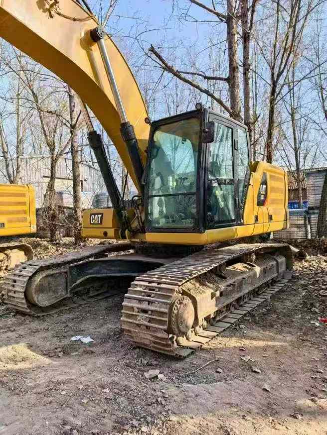 Buy Caterpillar 330L Used Excavator / 1
