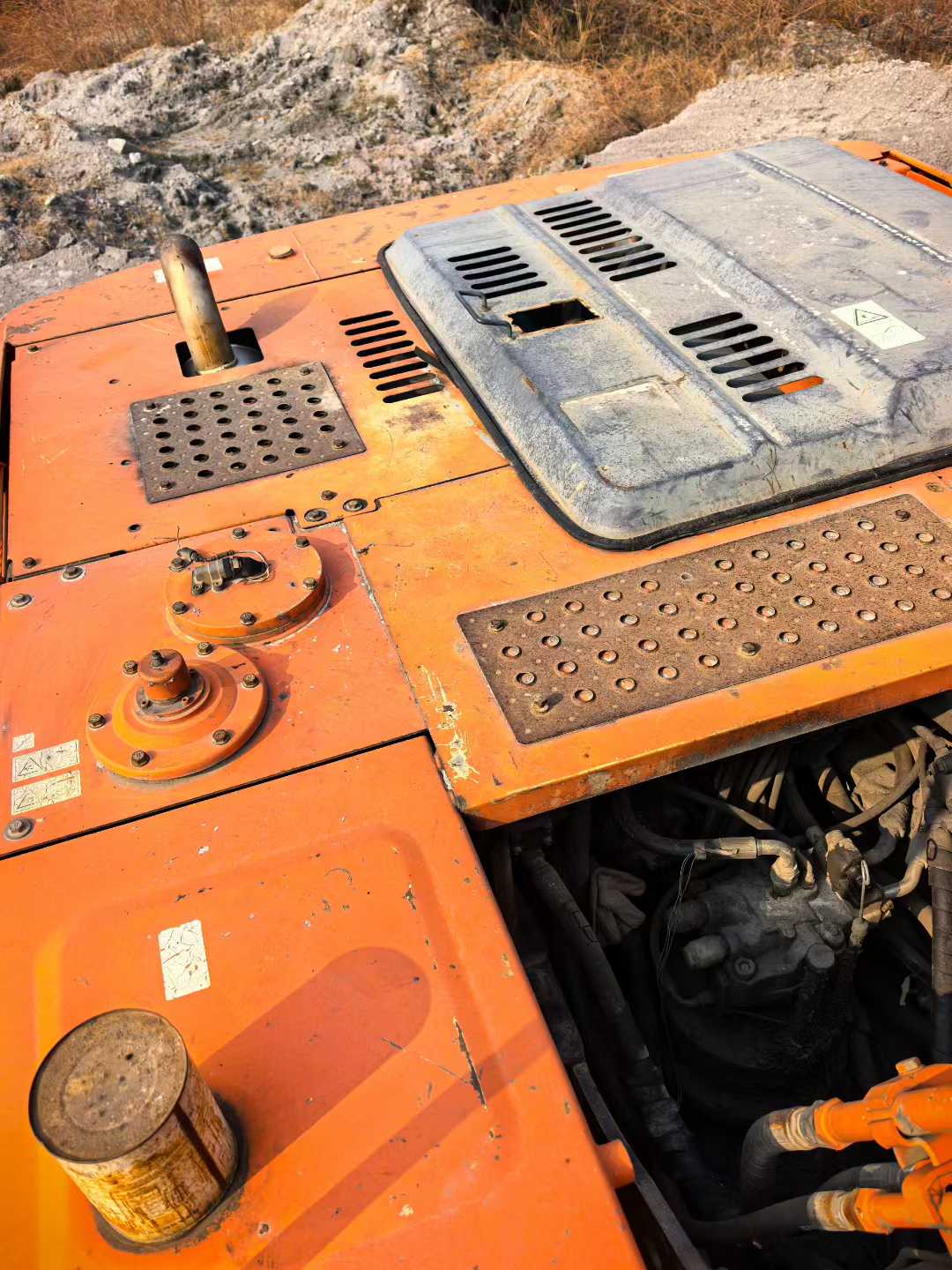 Buy Hitachi ZX210K Used Excavator / 2 Used Hitachi ZX210K Excavator 2016 Model / 2