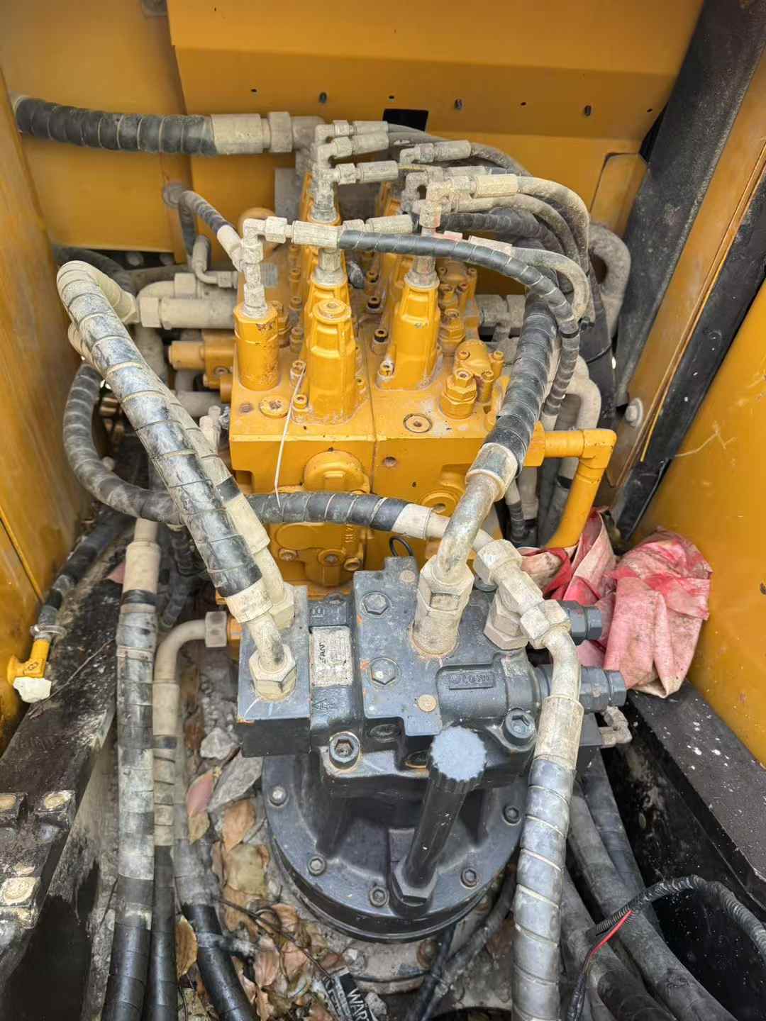 Buy Sany SY125H Used Excavator / 8 Used Sany SY125H Excavator 2021 Model / 8