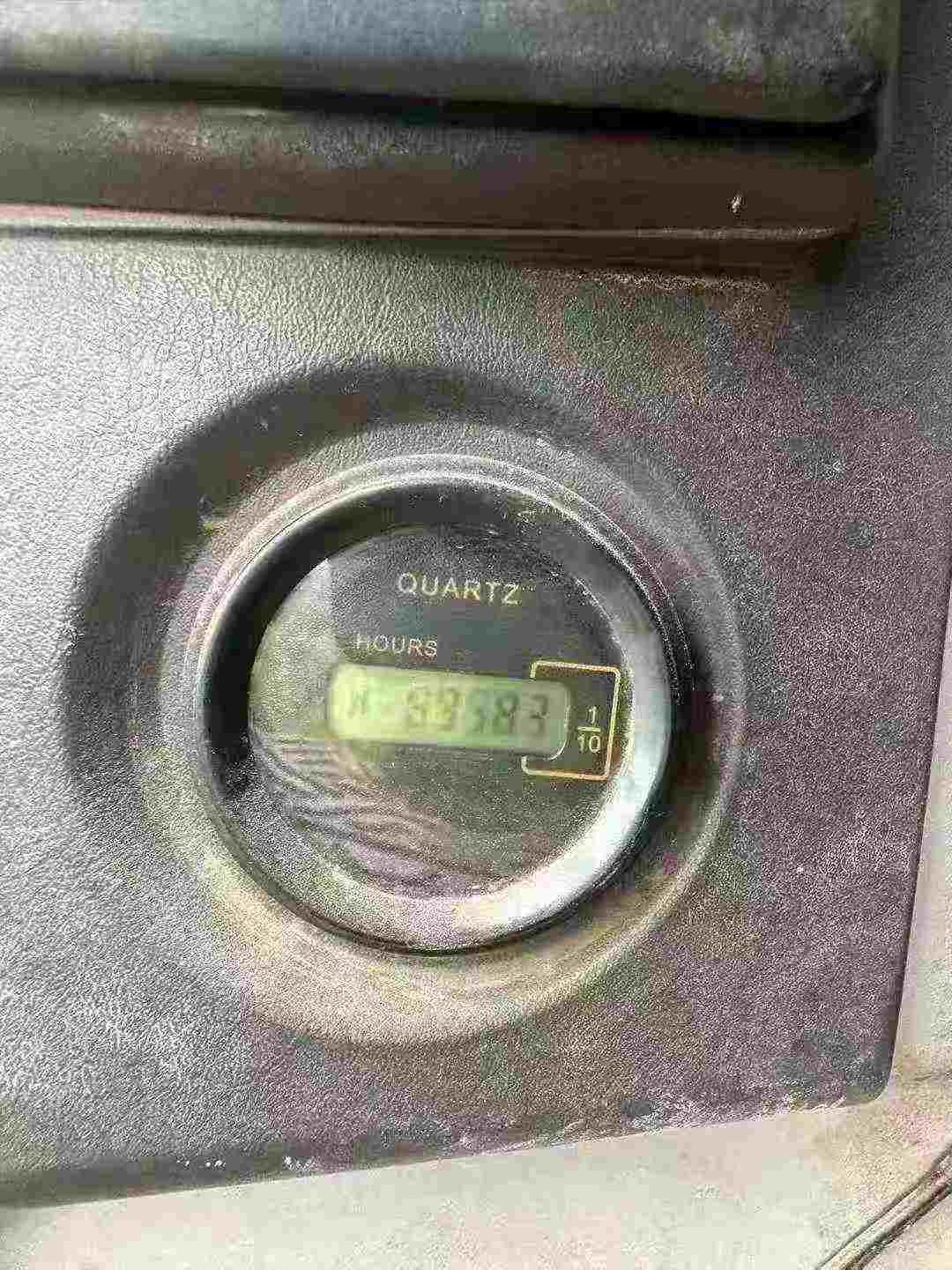 Buy Hyundai R215VS Used Excavator / 1