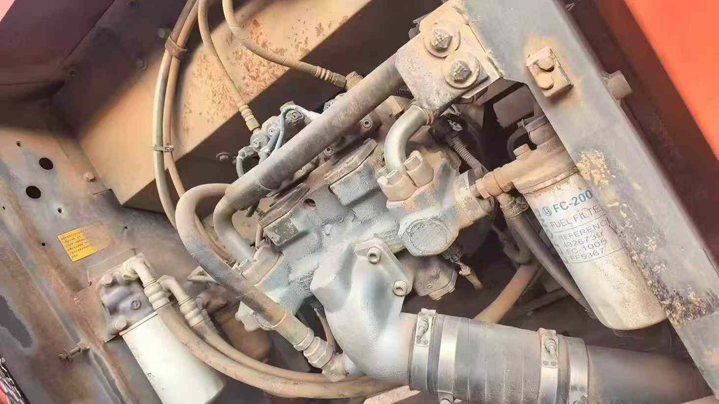 Buy Hitachi ZAXIS200 Used Excavator / 7 Used Hitachi ZAXIS200 Excavator 2014 Model / 7