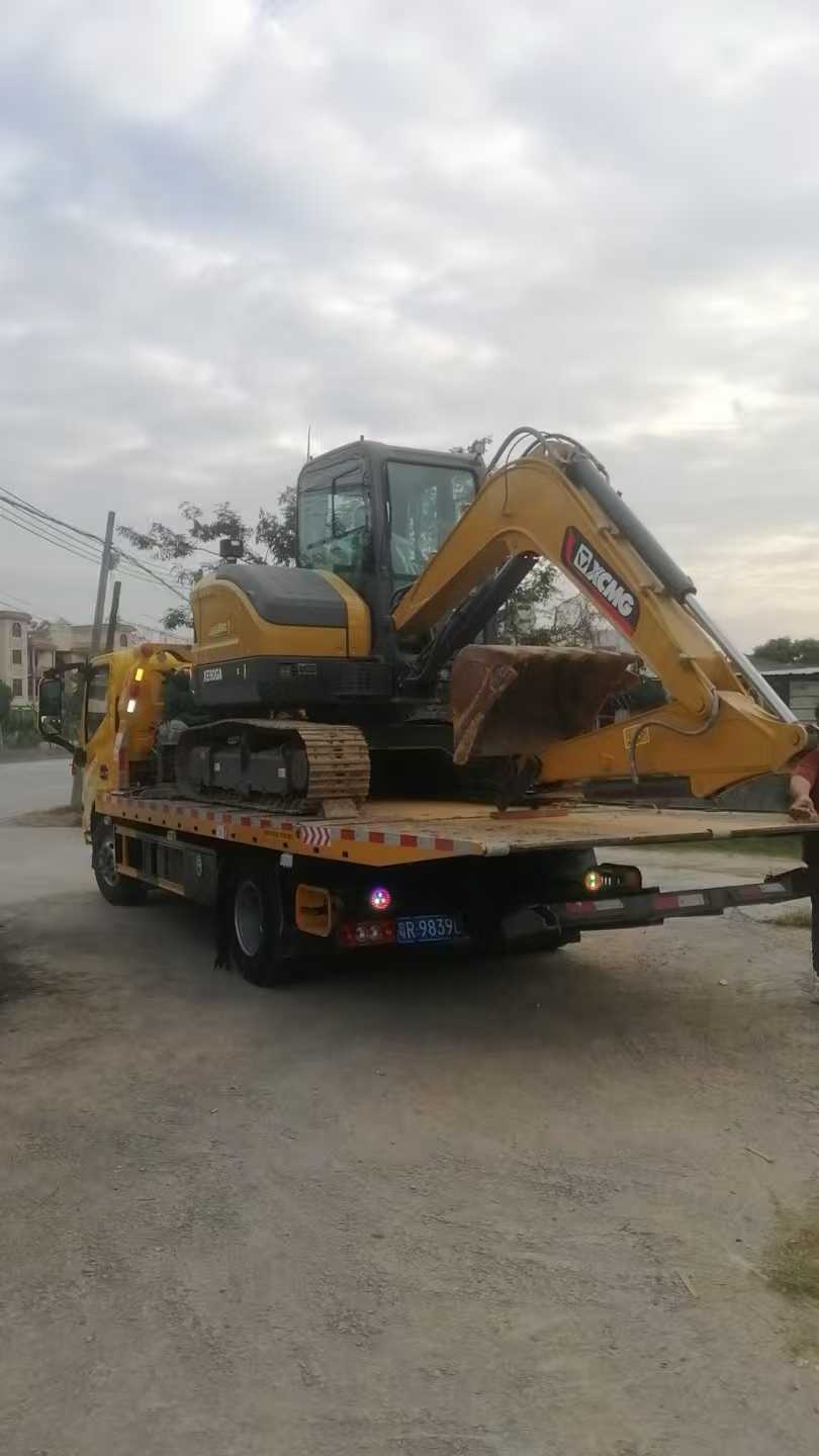 Buy XCMG XE60 Used Excavator / 3 Used XCMG XE60 Excavator 2024 Model / 3