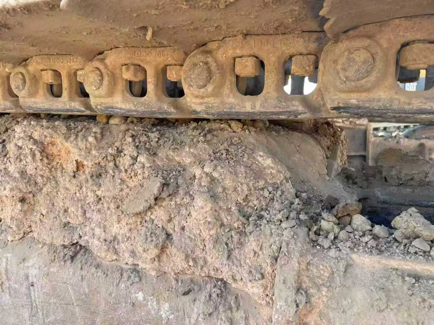 Buy Caterpillar 320D Used Excavator / 8 Used Caterpillar 320D Excavator 2013 Model / 8