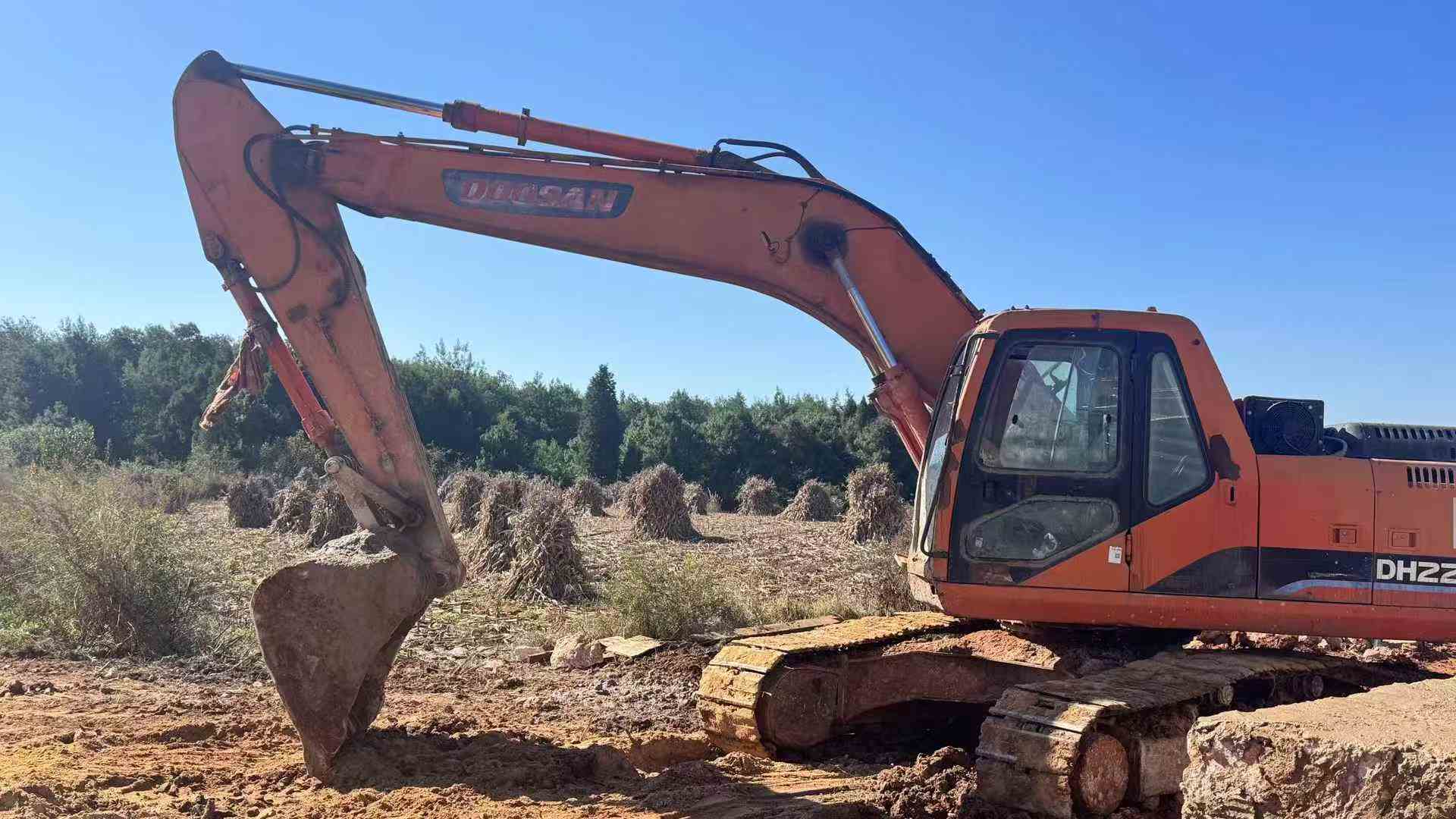 Buy Doosan S225 Used Excavator / 1