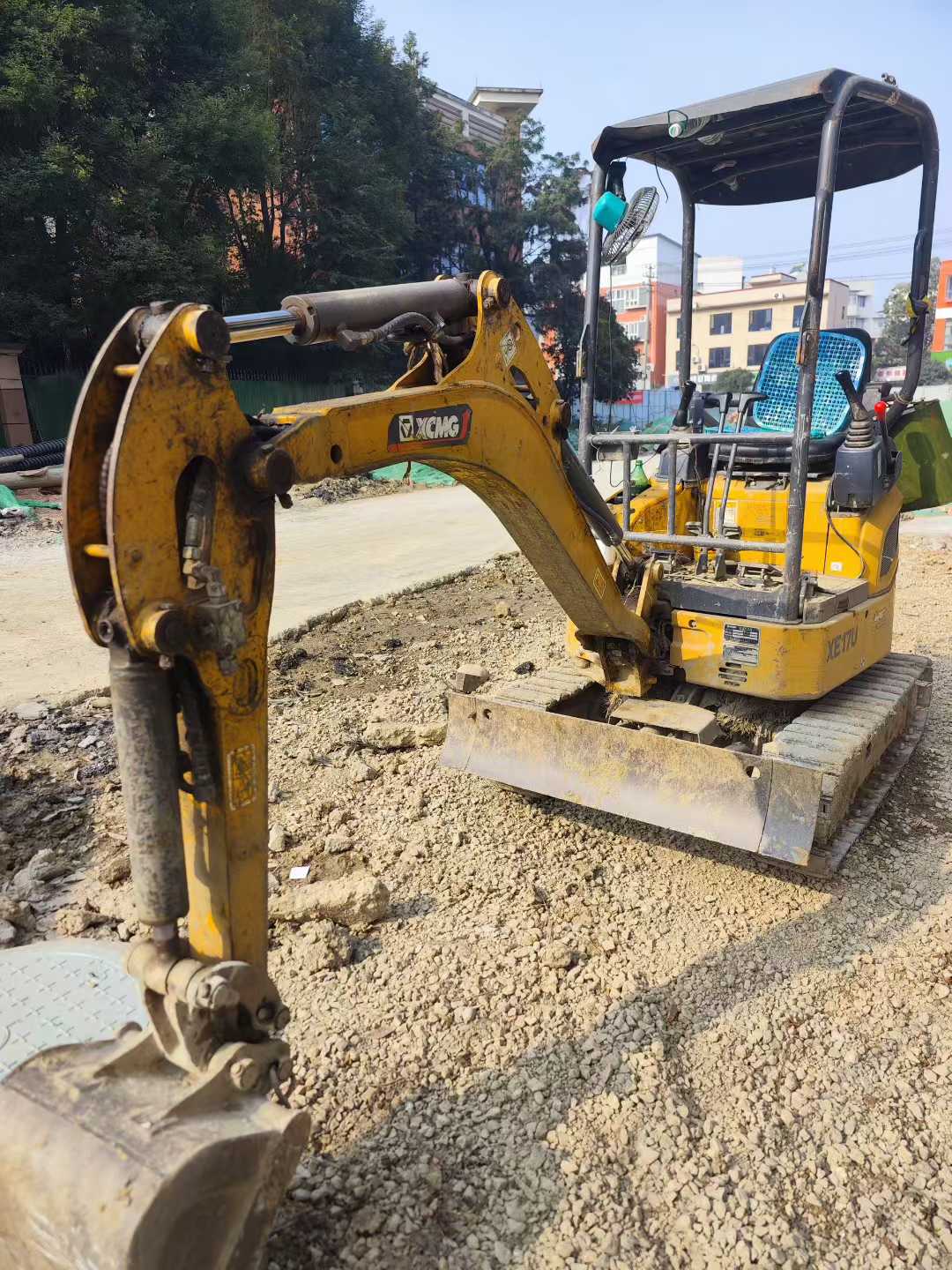 Buy XCMG XE17U Used Excavator / 3 Used XCMG XE17U Excavator 2022 Model / 3