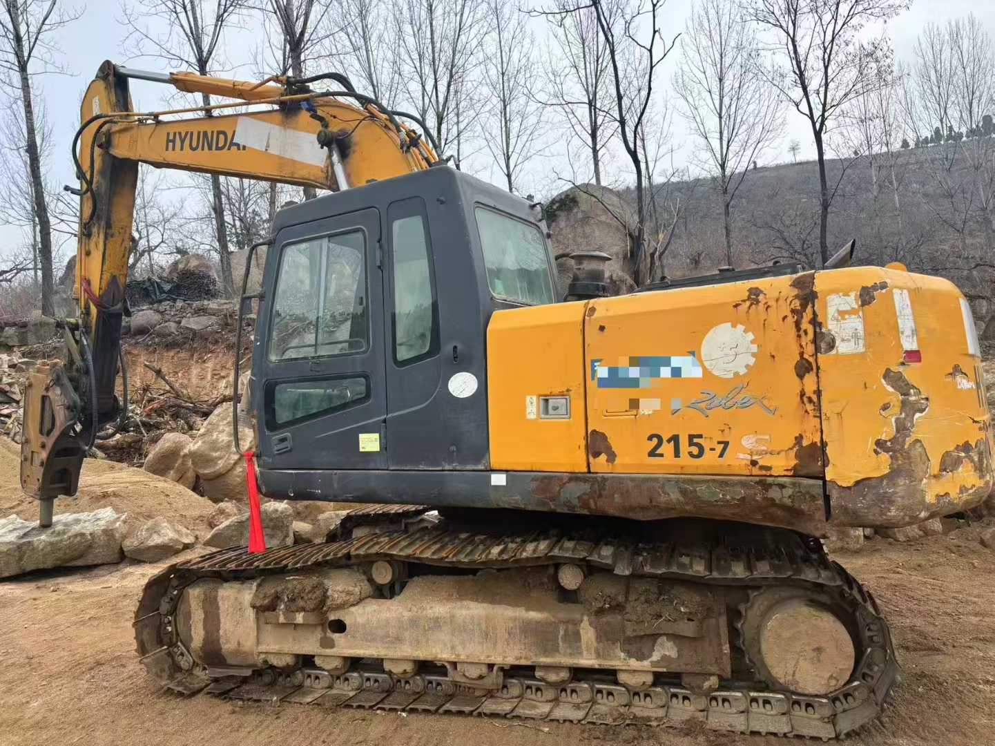 Buy Hyundai R215-7 Used Excavator / 1