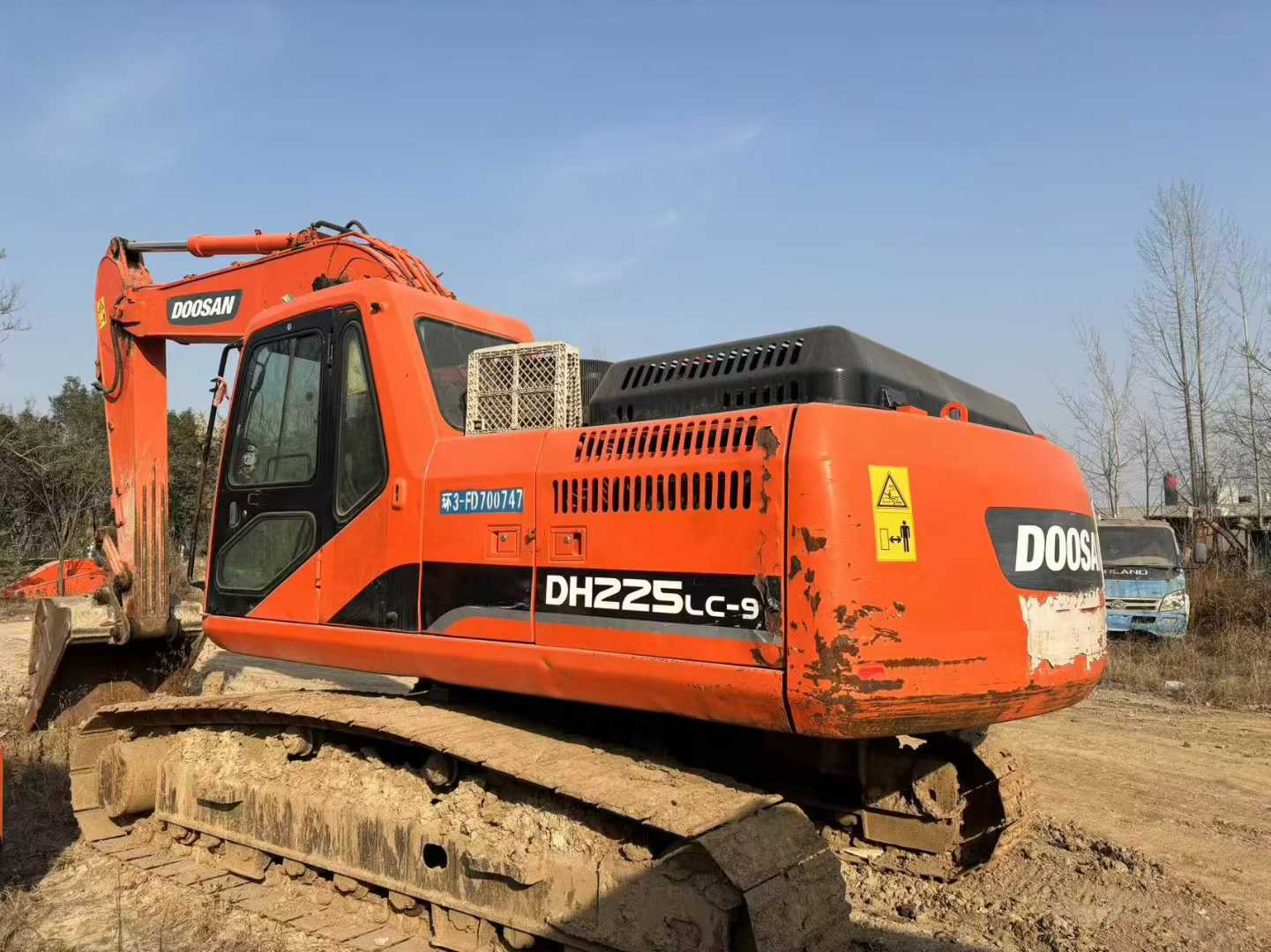 Buy Doosan DL507-9C Used Excavator / 2 Used Doosan DL507-9C Excavator 2016 Model / 2