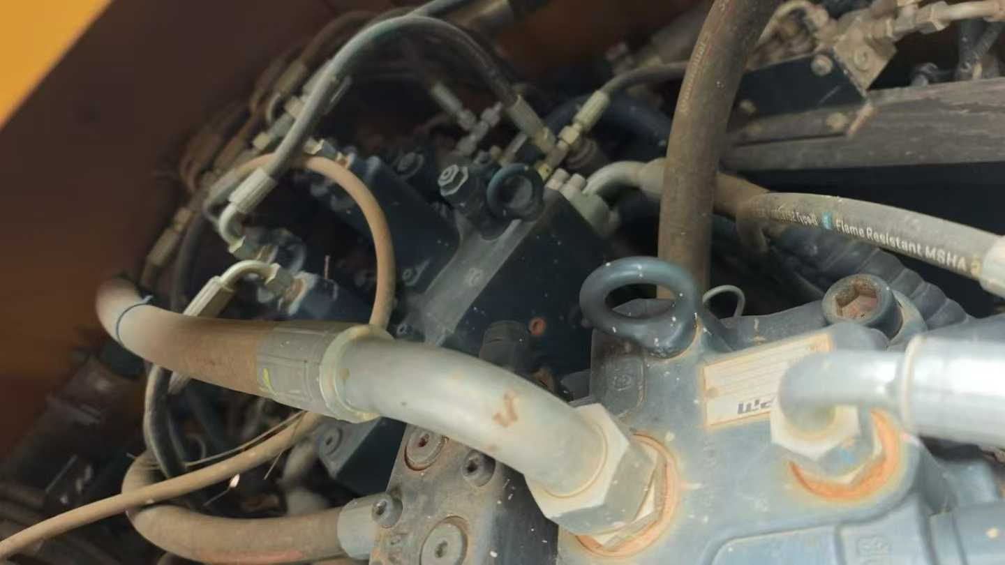 Buy XCMG XE4000 Used Excavator / 7 Used XCMG XE4000 Excavator 2023 Model / 7