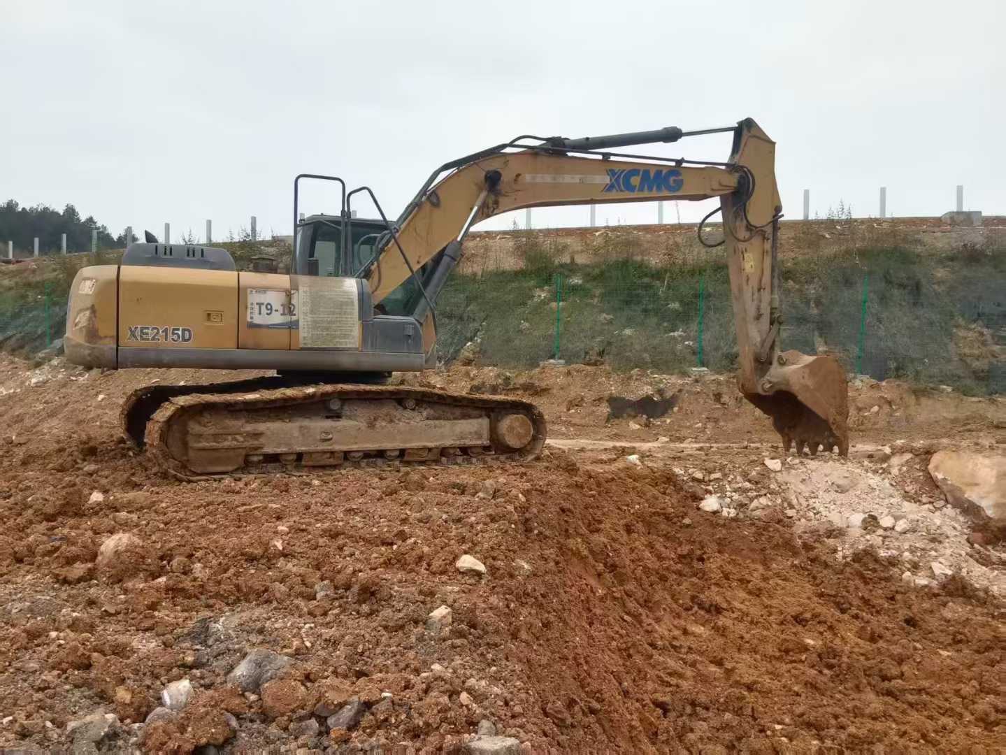 Buy XCMG XE215 Used Excavator / 3 Used XCMG XE215 Excavator 2018 Model / 3