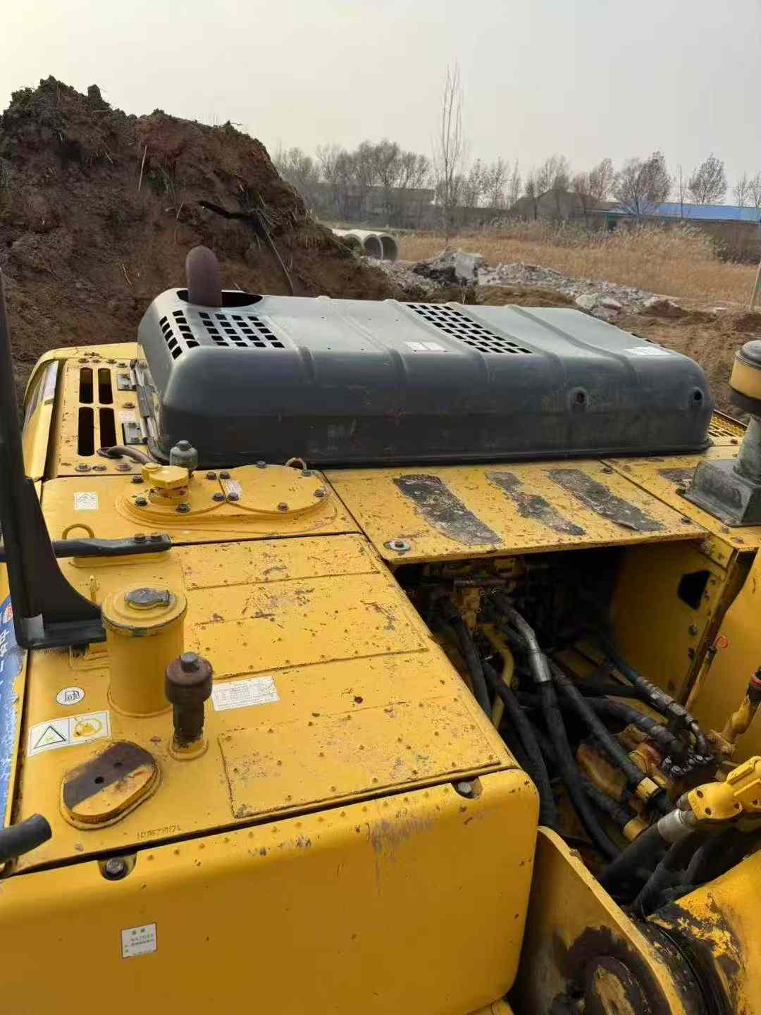 Buy Komatsu PC200 Used Excavator / 2 Used Komatsu PC200 Excavator 2015 Model / 2