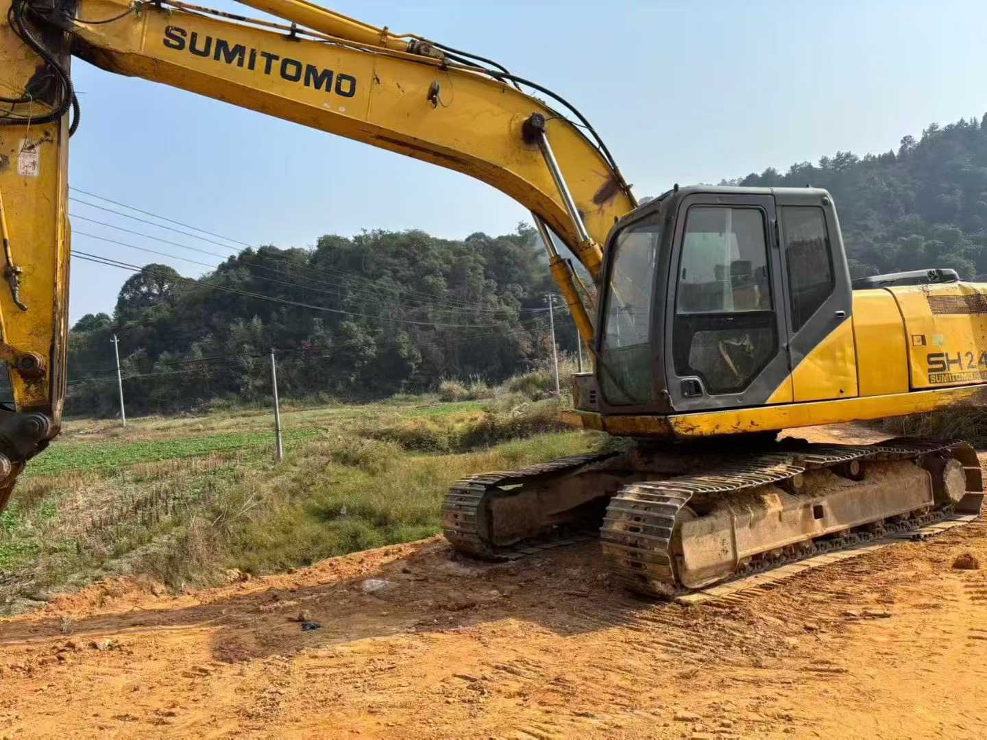 Buy Sumitomo SH210-5 Used Excavator / 1