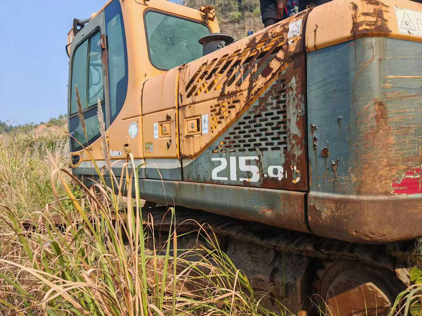 Buy Hyundai R215-9C Used Excavator / 6 Used Hyundai R215-9C Excavator 2015 Model / 6