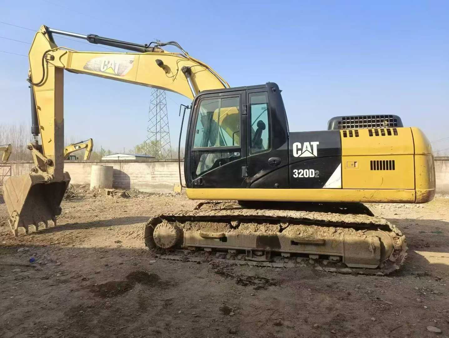 Buy Caterpillar CT20 Used Excavator / 2 Used Caterpillar CT20 Excavator 2014 Model / 2