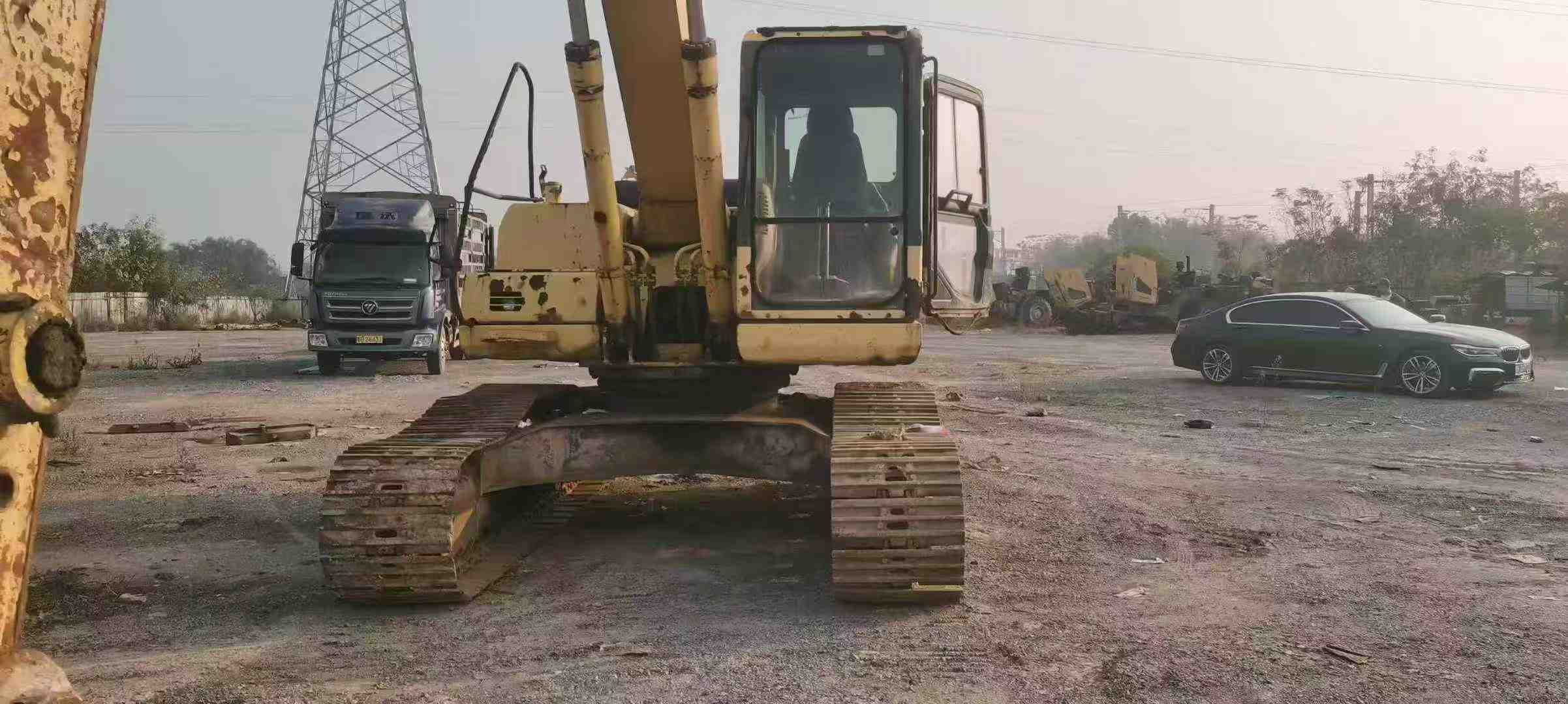 Buy Komatsu PW220-7 Used Excavator / 8 Used Komatsu PW220-7 Excavator 2016 Model / 8