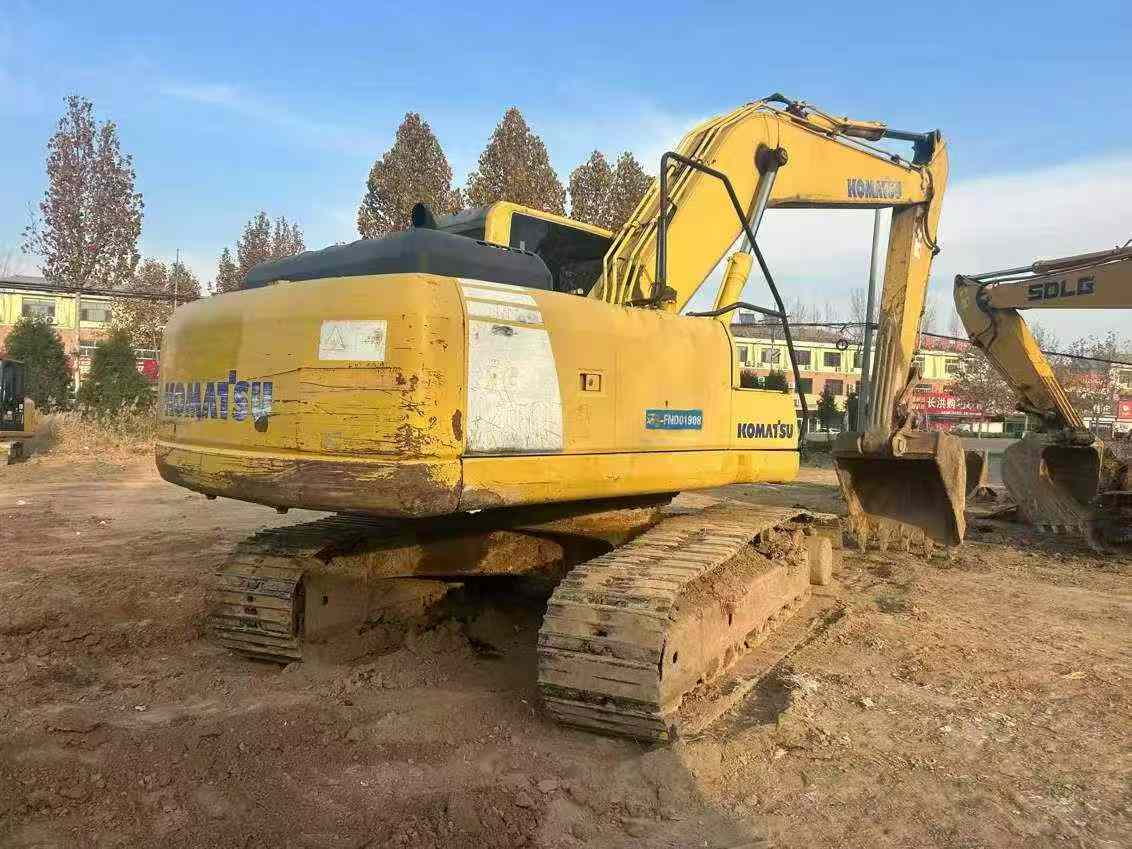 Buy Komatsu PC200-8 Used Excavator / 2 Used Komatsu PC200-8 Excavator 2016 Model / 2