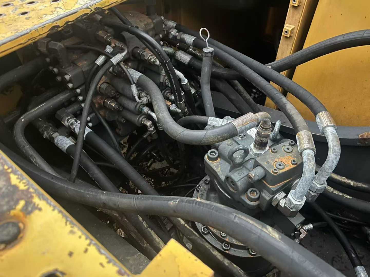 Buy Volvo EW210C Used Excavator / 6 Used Volvo EW210C Excavator 2016 Model / 6