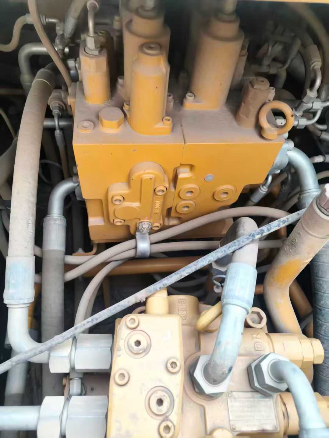 Used Sany SY200H Excavator 2021 Model / 6