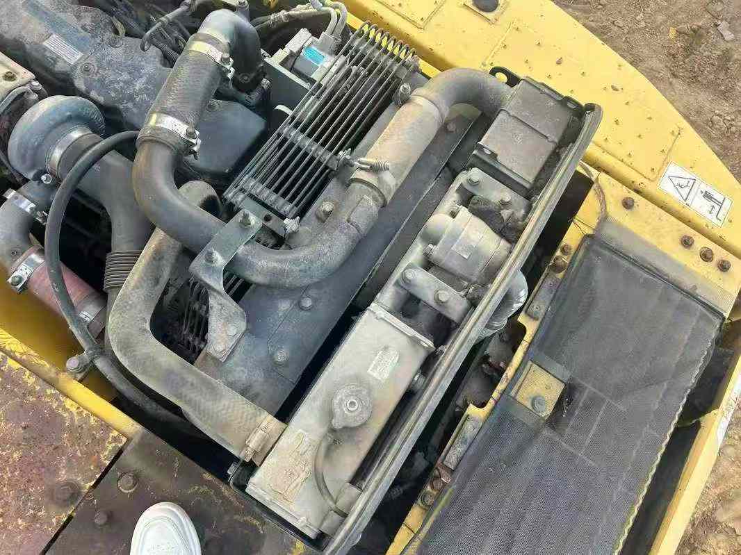 Buy Komatsu PC200-8 Used Excavator / 8 Used Komatsu PC200-8 Excavator 2016 Model / 8