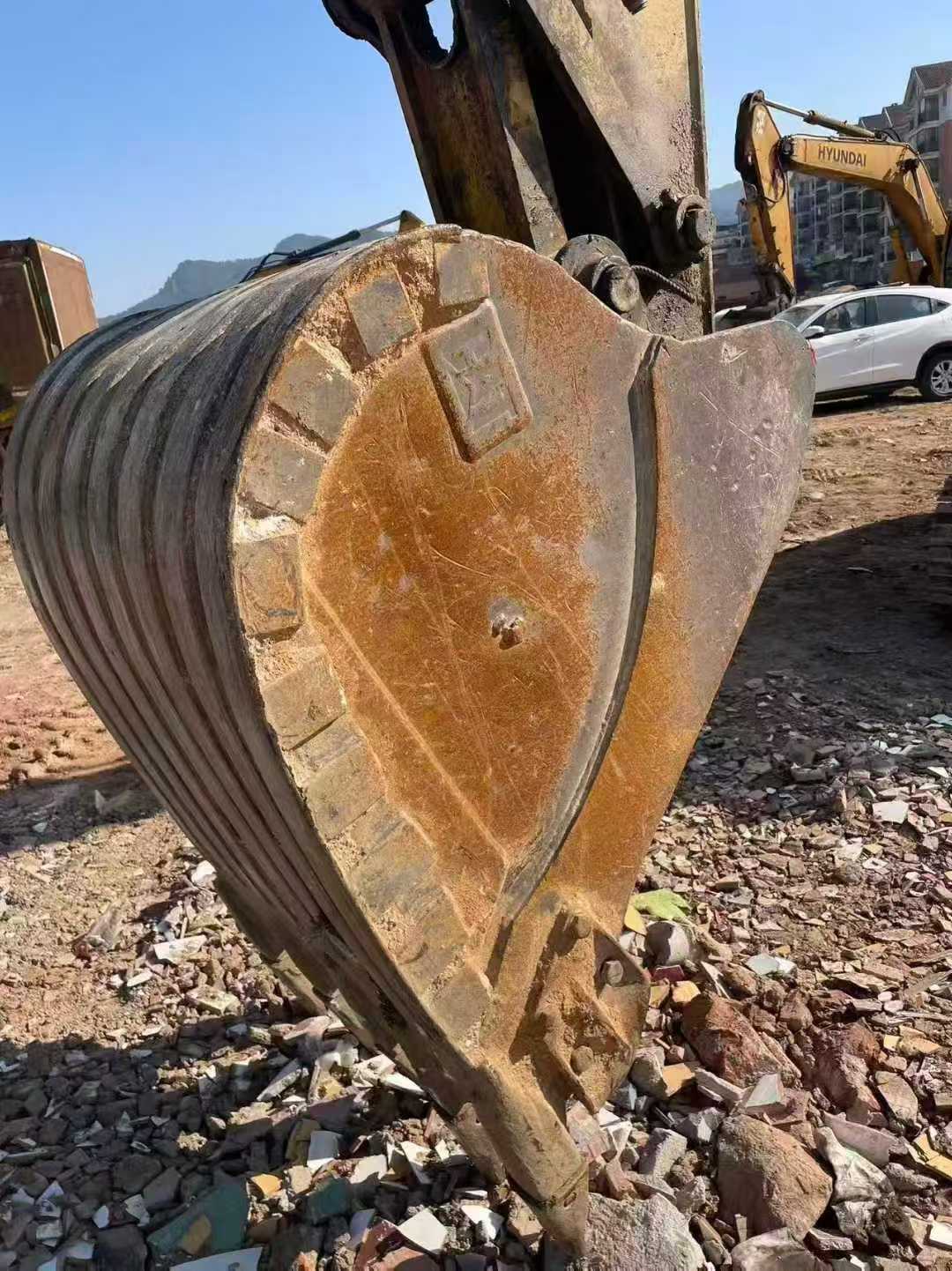 Buy Caterpillar 320D Used Excavator / 4 Used Caterpillar 320D Excavator 2013 Model / 4